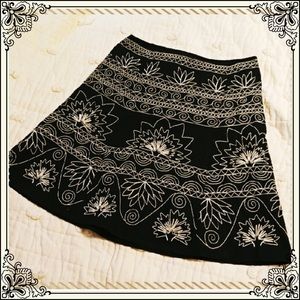 Talbots🧡Embroidered Cotton Skirt like new